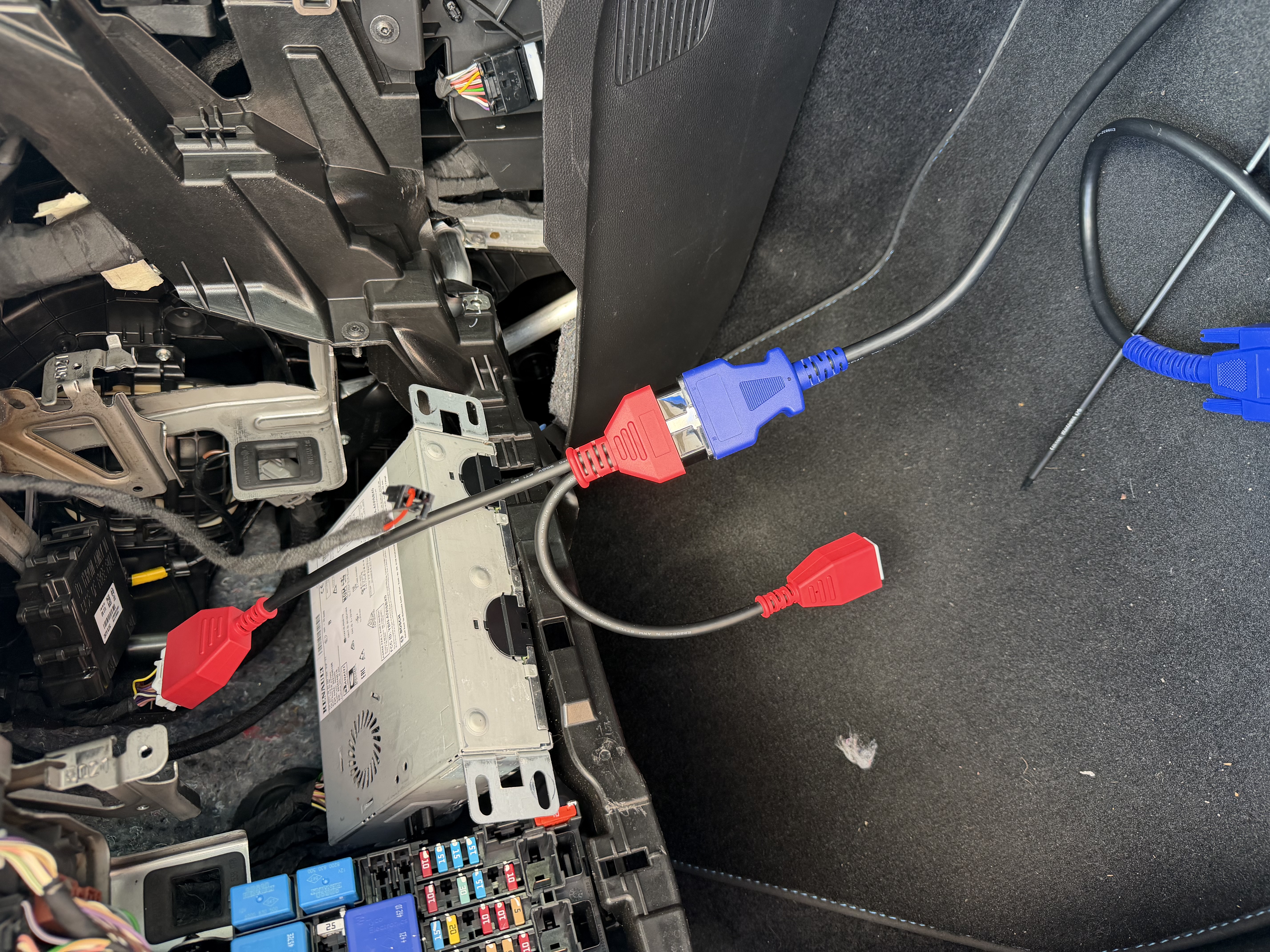Spare car keys Bristol mobile key programming